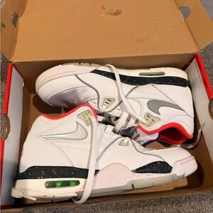 Nike Air Flight 89 Planet of the Hoops white orange men’s size 10.5